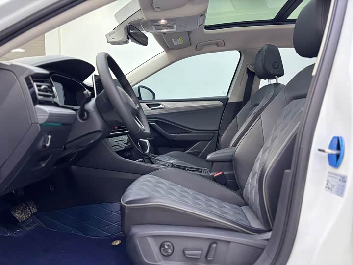 Фото 4 - Volkswagen Sagitar L