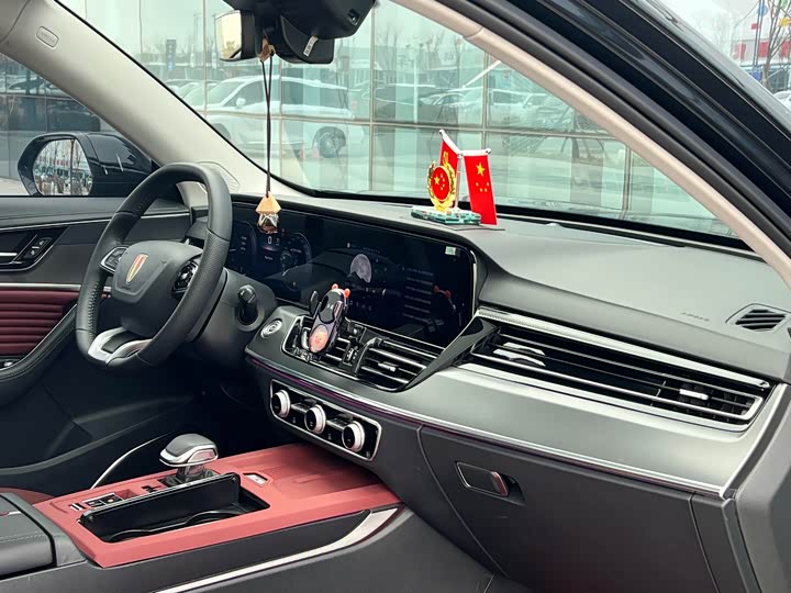 Фото 9 - Hongqi HS5