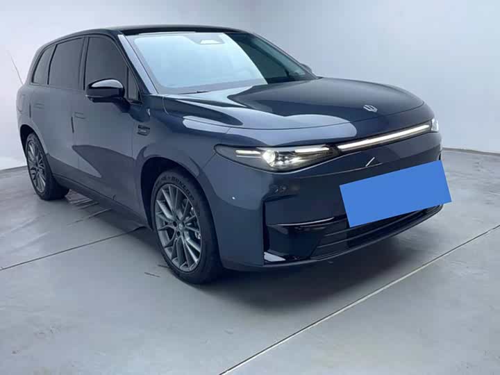 Фото 1 - Leapmotor C10