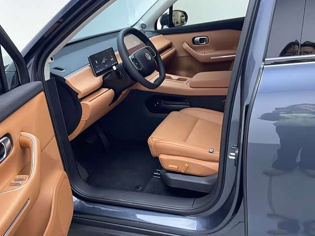 Фото 5 - Leapmotor C10