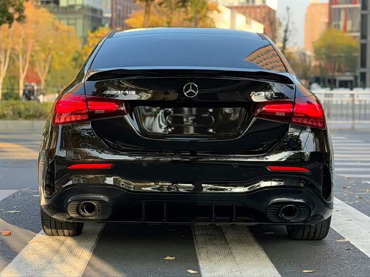 Фото 3 - Mercedes-Benz A-Class AMG