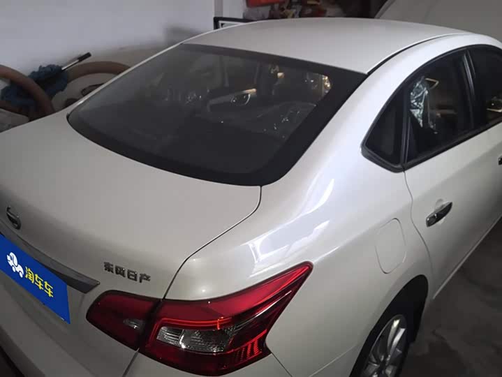 Фото 3 - Nissan Sylphy