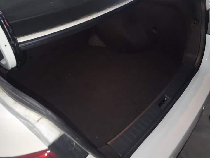 Фото 4 - Nissan Sylphy