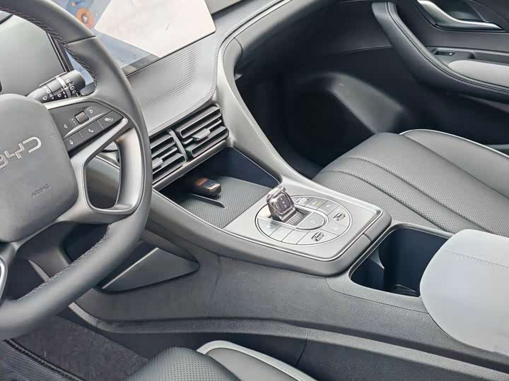 Фото 7 - BYD Sea Lion 05 DM-i Hybrid