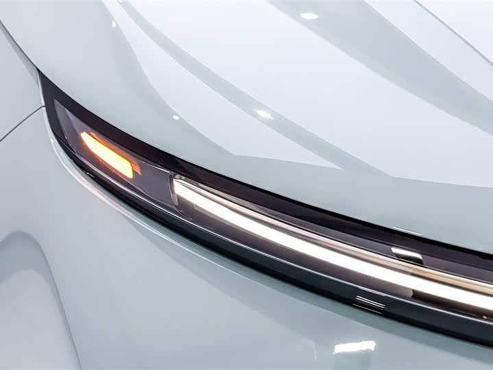 Photo 6 - LiXiang L6