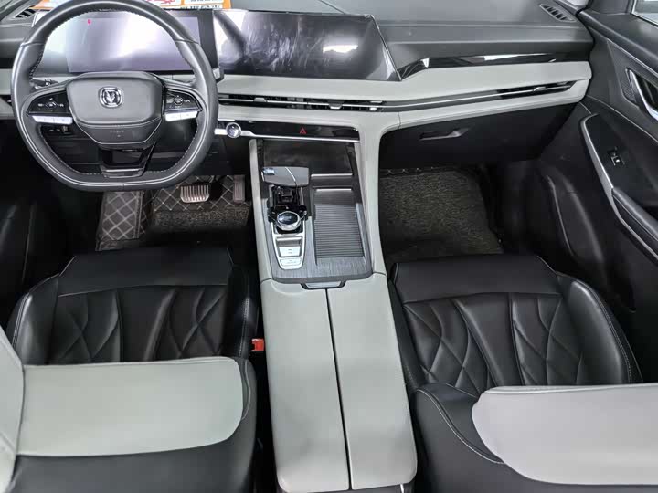 Фото 8 - Changan CS75 Plus