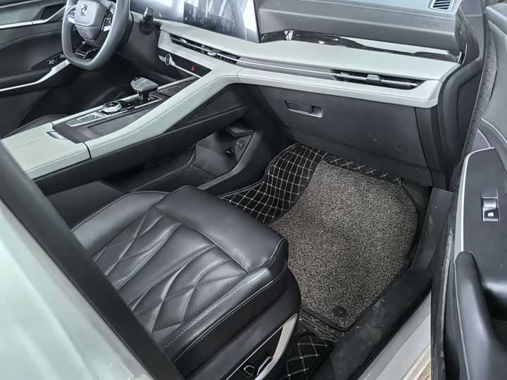 Фото 9 - Changan CS75 Plus