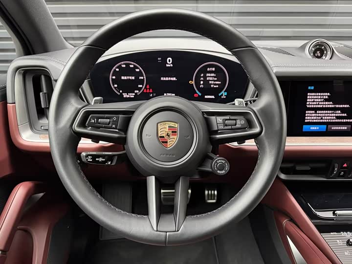 Фото 7 - Porsche Cayenne