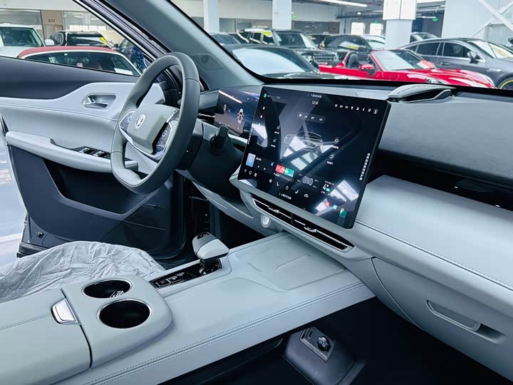 Фото 7 - Changan UNI-Z