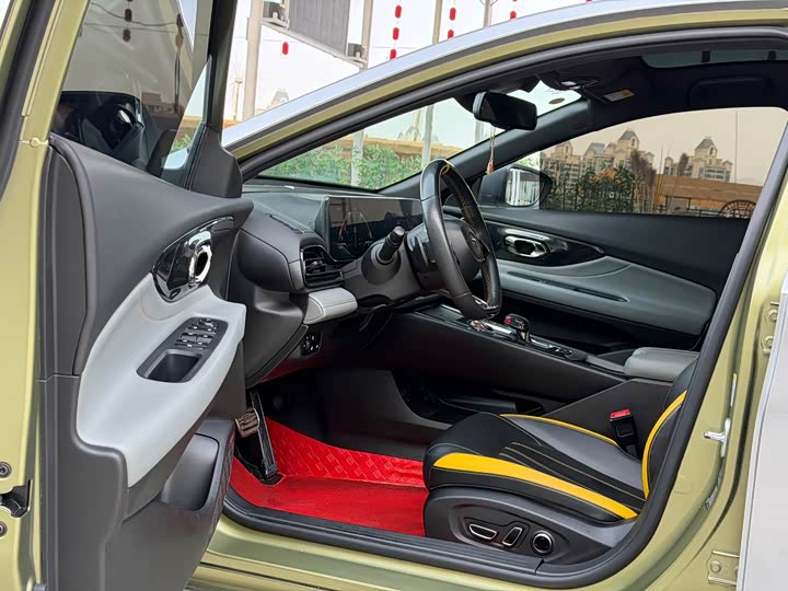 Фото 7 - GAC Trumpchi Empow R