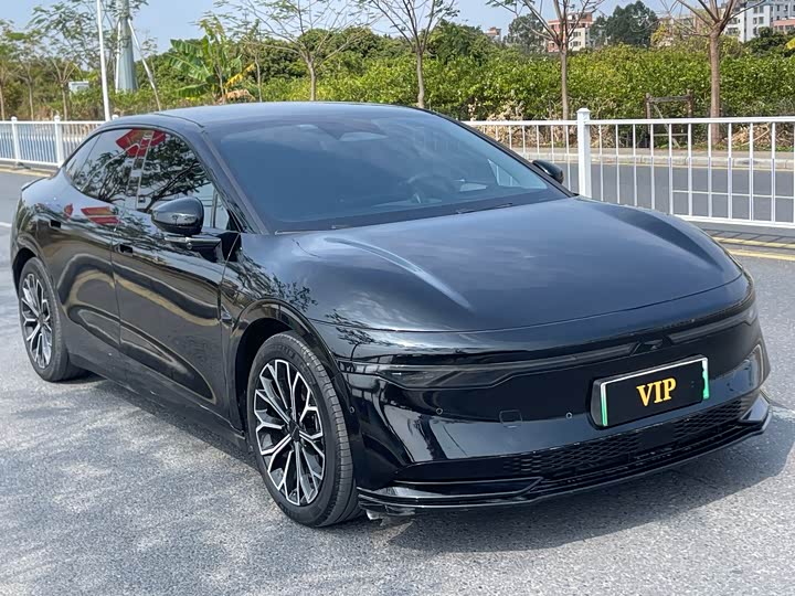 Фото 3 - Zeekr 007