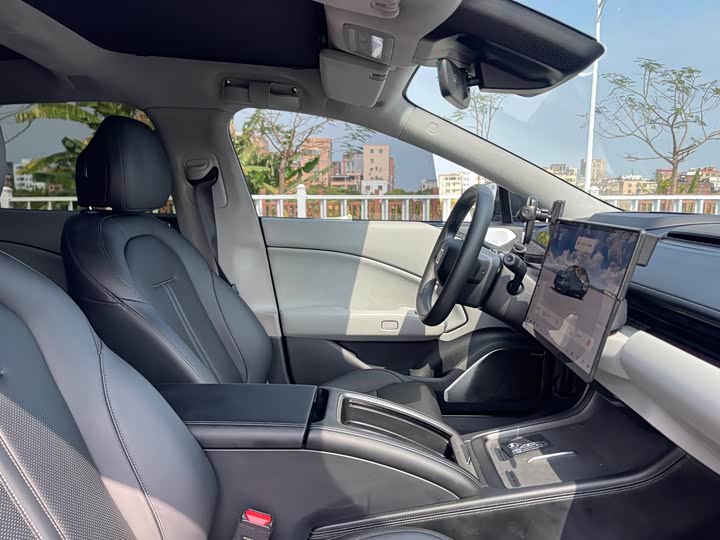 Фото 8 - Zeekr 007