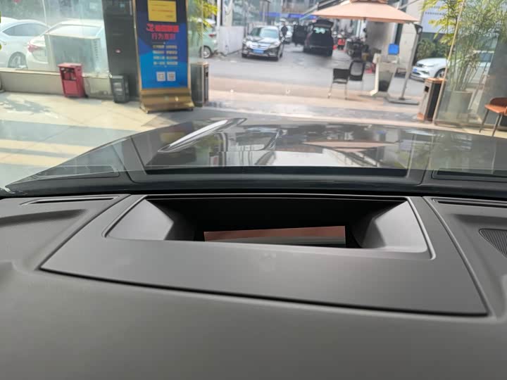 Фото 5 - Volkswagen Touareg