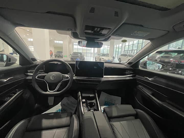 Фото 6 - Volkswagen Passat