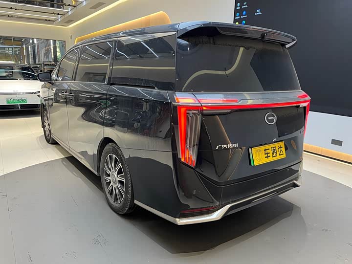 Фото 4 - GAC Trumpchi E9