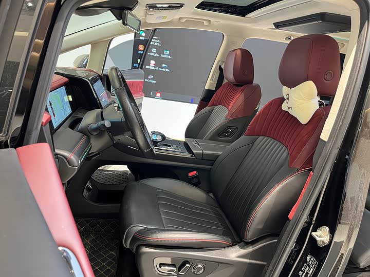 Фото 9 - GAC Trumpchi E9