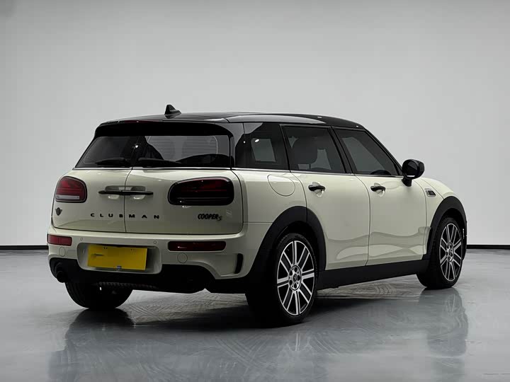 Фото 3 - Mini Clubman