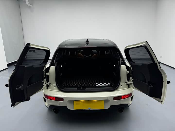 Фото 5 - Mini Clubman