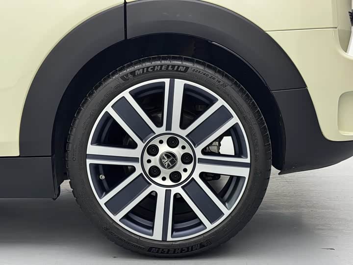 Фото 6 - Mini Clubman