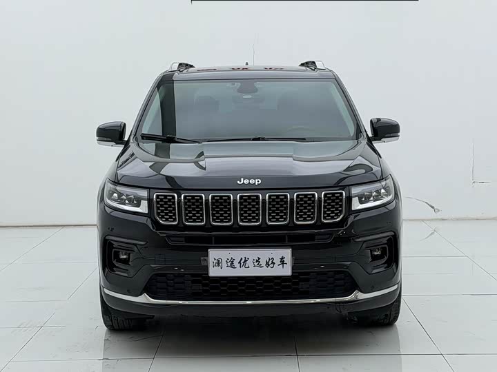 Фото 2 - Jeep Grand Commander