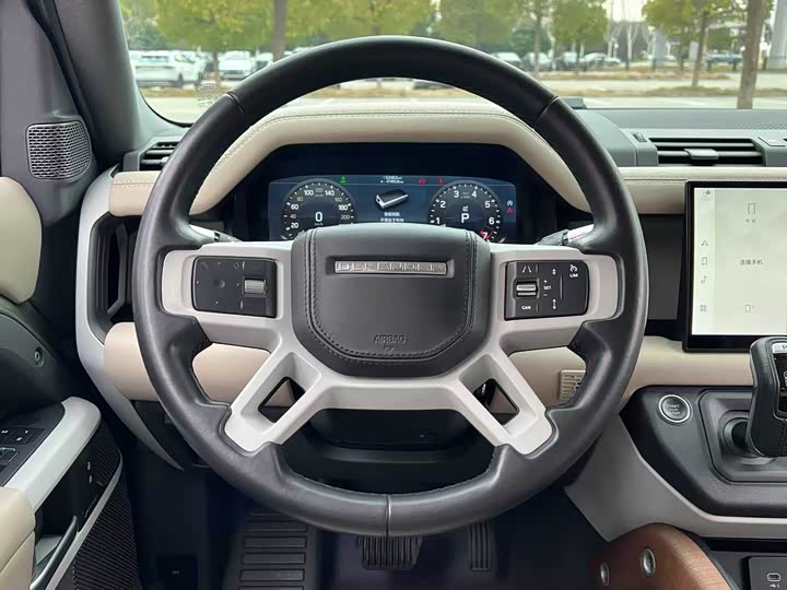 Фото 7 - Land Rover Defender