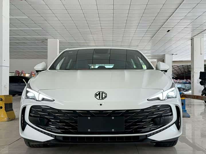 Фото 2 - MG Motor 7