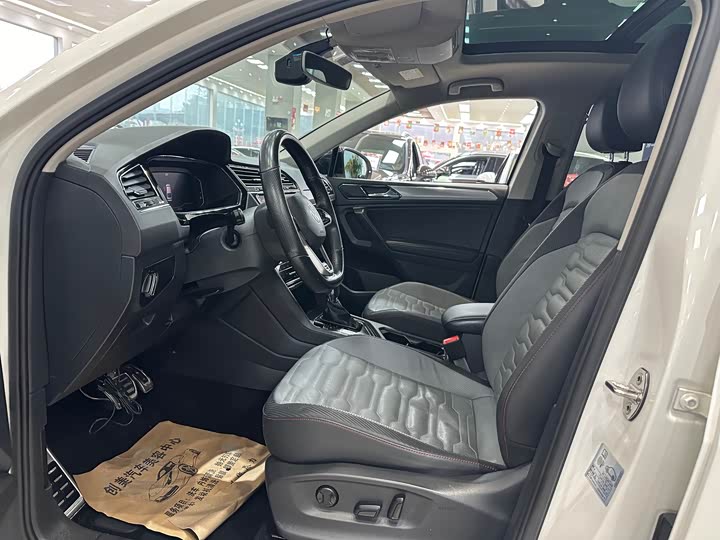 Фото 5 - Volkswagen Tiguan X