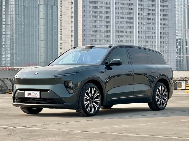 Фото 1 - Nio ES8
