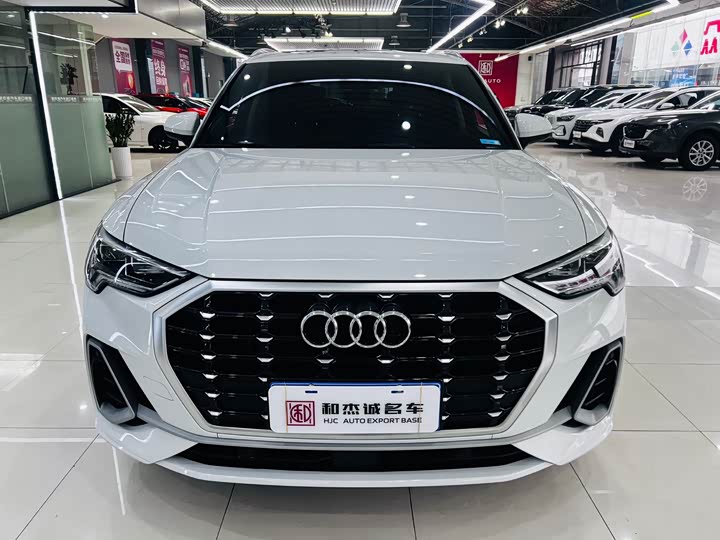 Фото 2 - Audi Q3