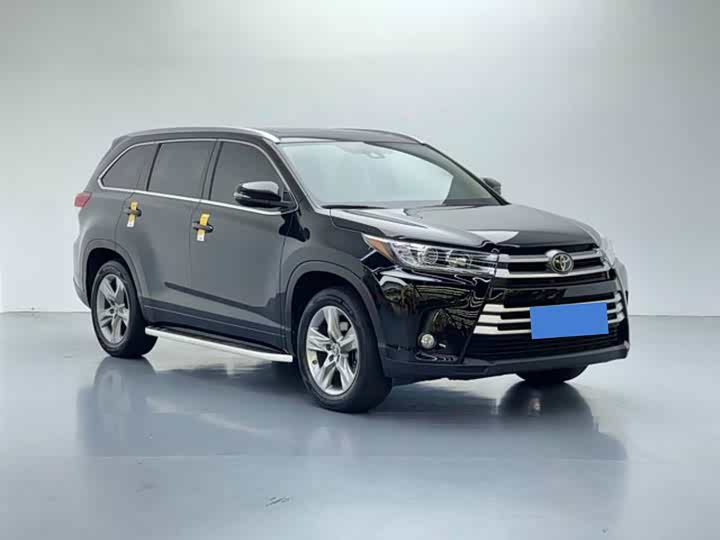 Фото 4 - Toyota Highlander