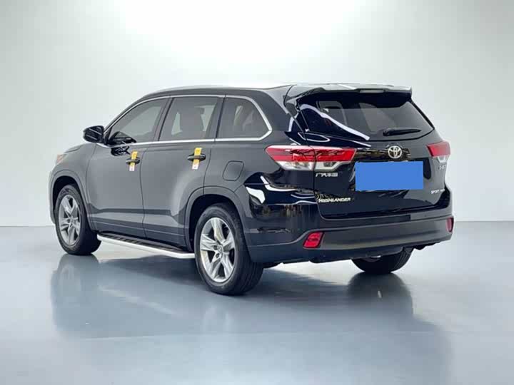 Фото 5 - Toyota Highlander