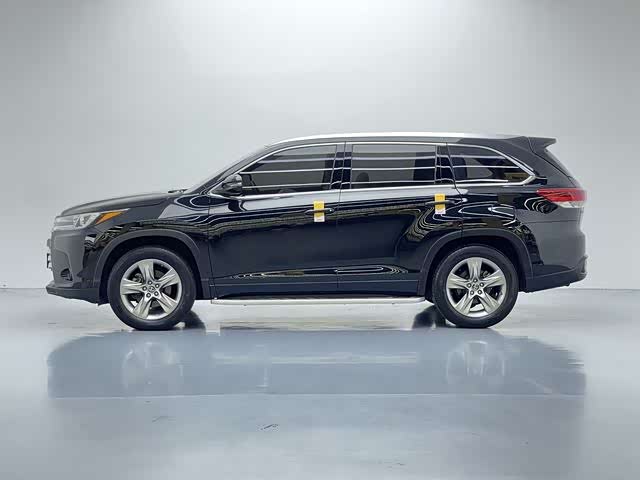 Фото 6 - Toyota Highlander