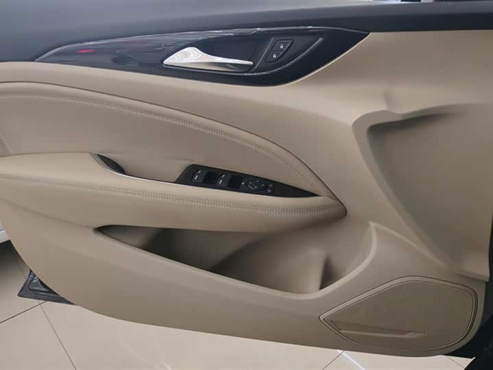 Фото 7 - Buick Regal