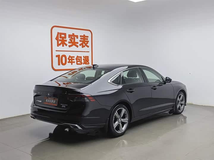 Photo 2 - Honda Accord