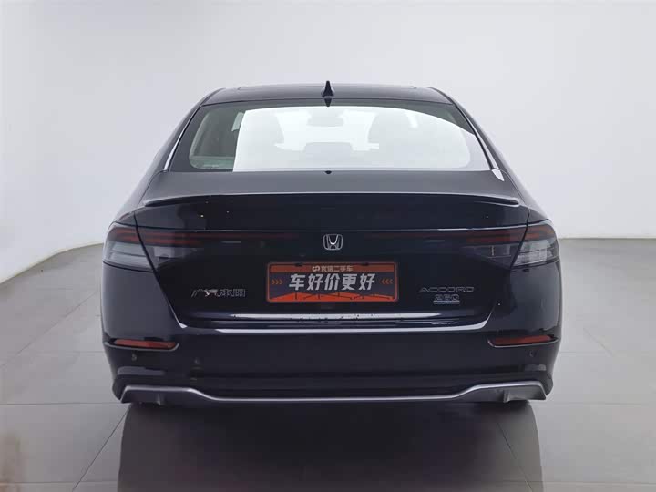 Photo 4 - Honda Accord