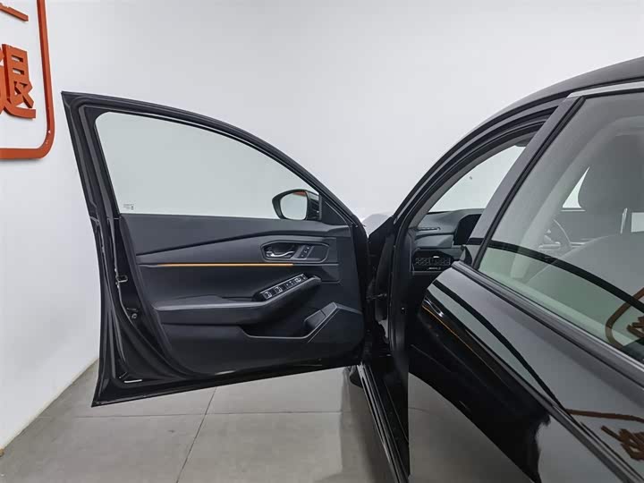 Photo 8 - Honda Accord