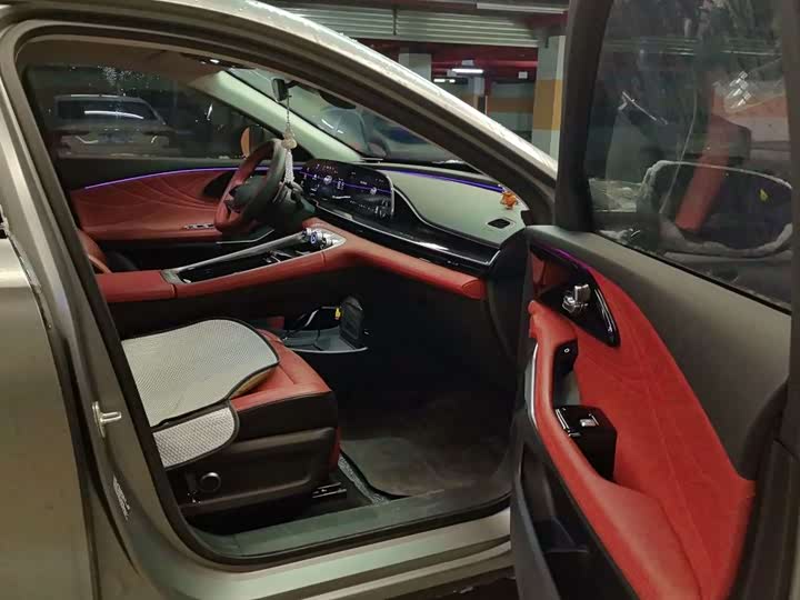 Фото 6 - Exeed RX