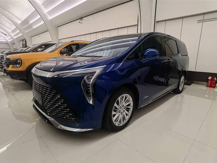 Photo 1 - Buick GL8 Century