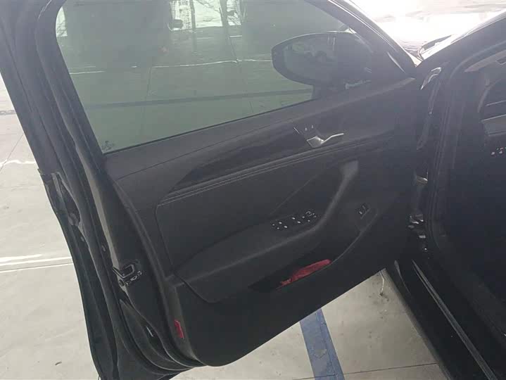 Фото 7 - Volkswagen Magotan