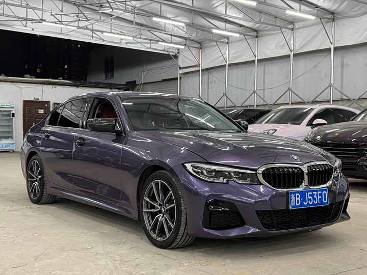 Photo 3 - BMW 3 Series