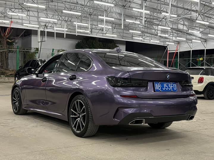 Photo 6 - BMW 3 Series