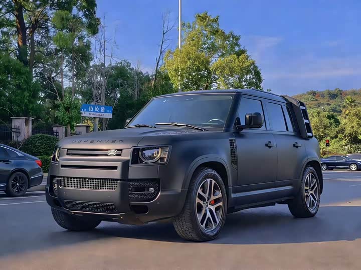 Фото 1 - Land Rover Defender