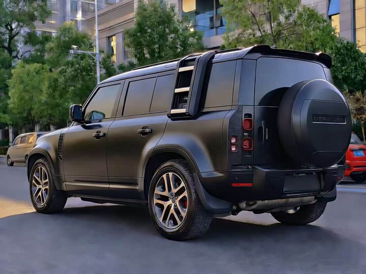 Фото 4 - Land Rover Defender