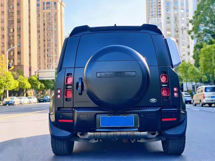 Фото 5 - Land Rover Defender