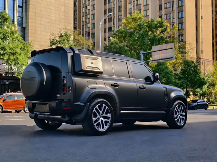 Фото 6 - Land Rover Defender