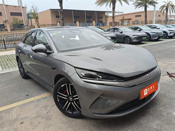 Фото 2 - BYD Qin L