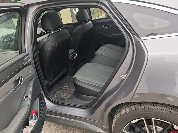 Фото 6 - BYD Qin L