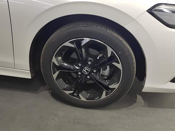 Фото 6 - Honda Civic