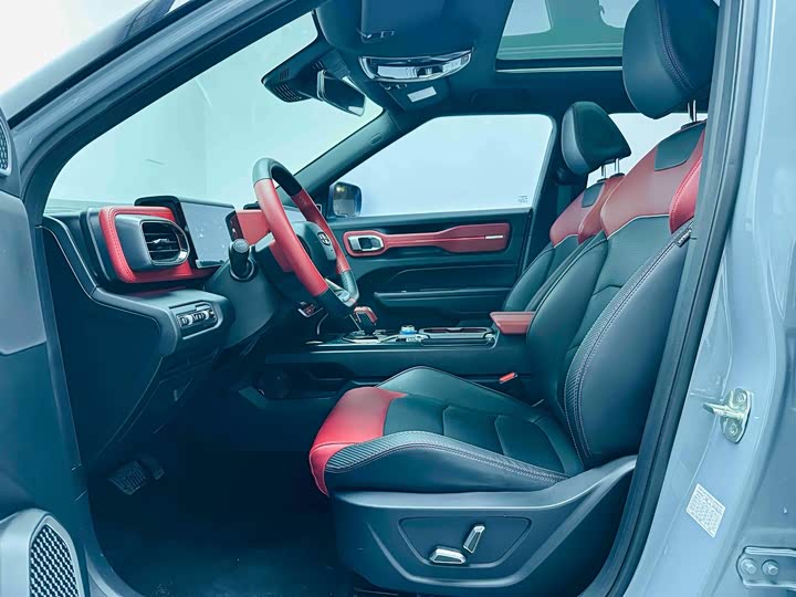 Фото 3 - Geely Icon