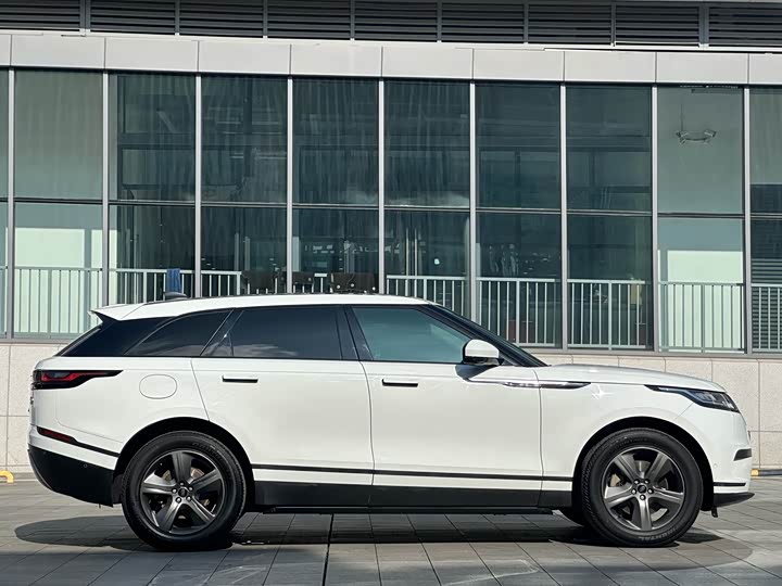 Фото 4 - Land Rover Range Rover Velar